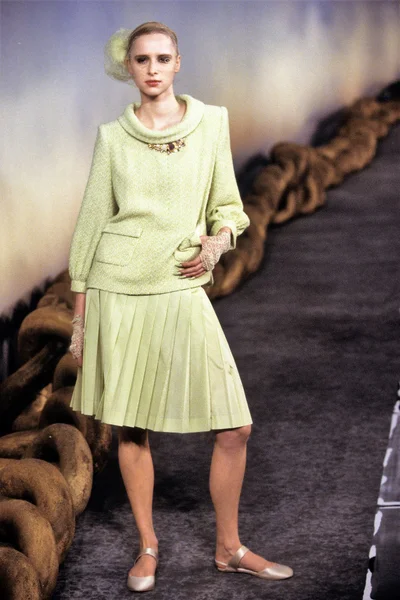 Look 24
